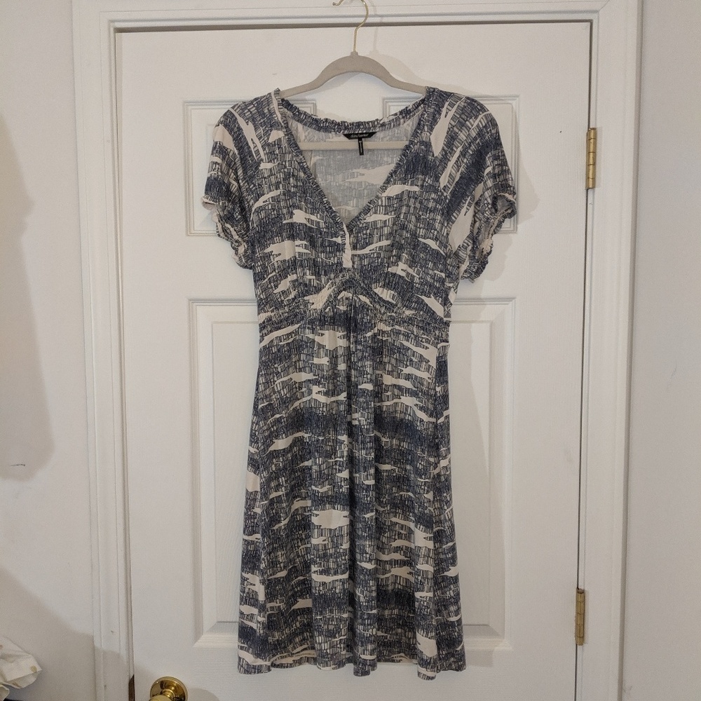 Daisy Fuentes printed a line dress size medium - Picture 8 of 8